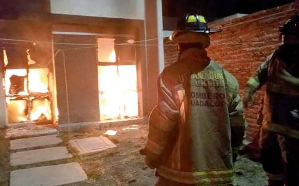 Ejecutan a cuatro personas en La Comarca e incendian vivienda - El Sol de  Zacatecas | Noticias Locales, Policiacas, sobre México, Zacatecas y el Mundo